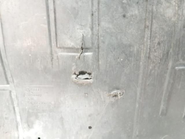 bontott VW TOURAN Kartervédő