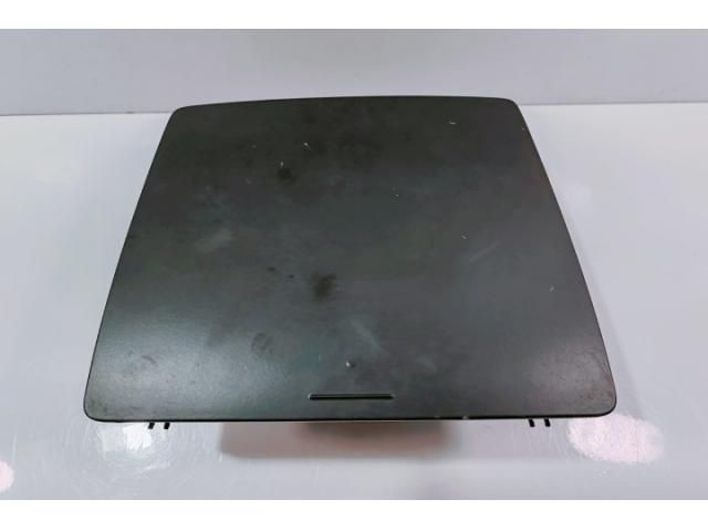 bontott VW TOURAN Kesztyűtartó