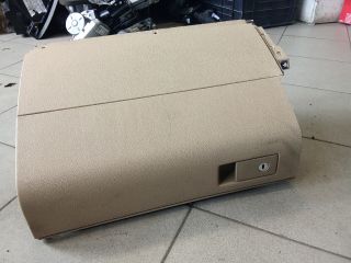 bontott VW TOURAN Kesztyűtartó