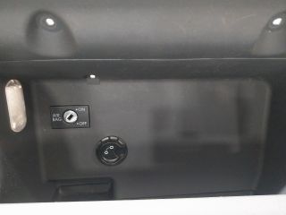 bontott VW TOURAN Kesztyűtartó