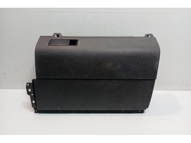 bontott VW TOURAN Kesztyűtartó