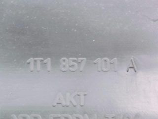 bontott VW TOURAN Kesztyűtartó