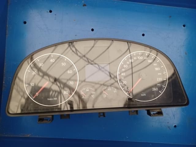 bontott VW TOURAN Kilométeróra