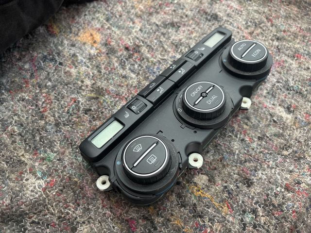 bontott VW TOURAN Klíma Kapcsoló