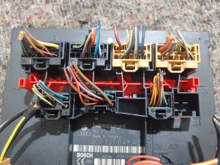 bontott VW TOURAN Komfort Elektronika