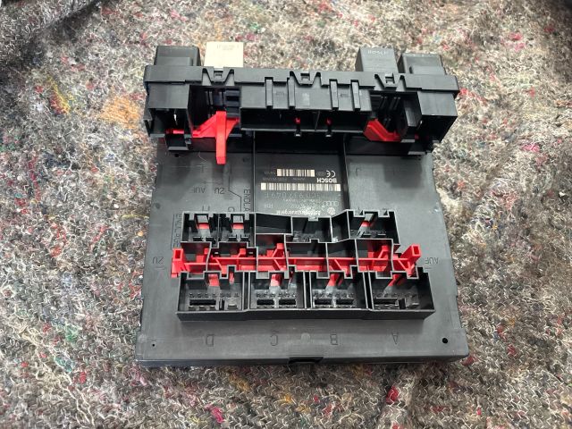 bontott VW TOURAN Komfort Elektronika