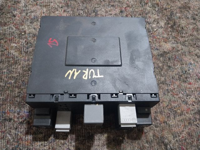 bontott VW TOURAN Komfort Elektronika