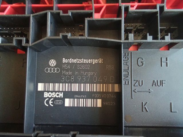 bontott VW TOURAN Komfort Elektronika