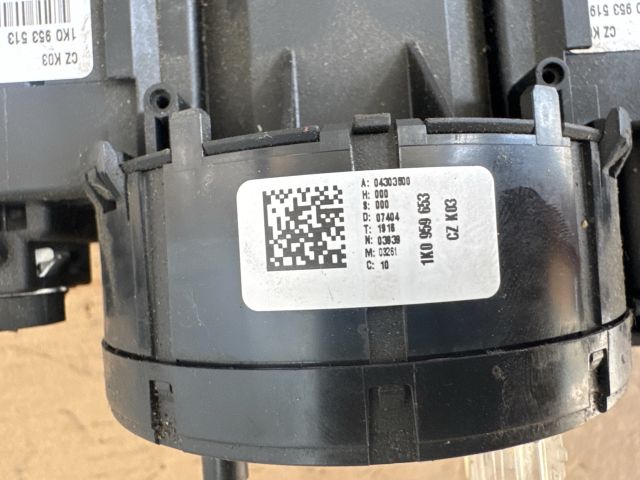 bontott VW TOURAN Komplett Kormánykapcsoló (Bajuszkapcsoló)