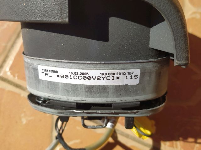 bontott VW TOURAN Kormánylégzsák