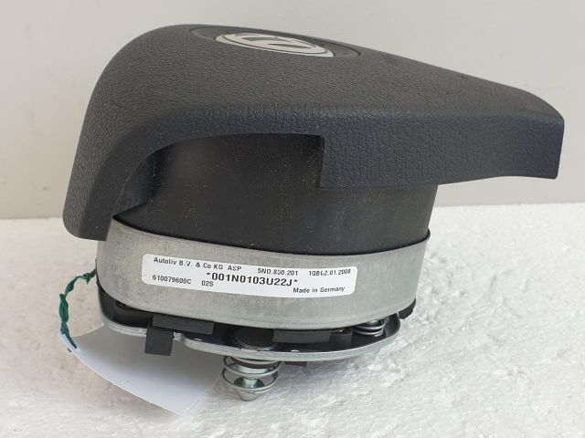 bontott VW TOURAN Kormánylégzsák