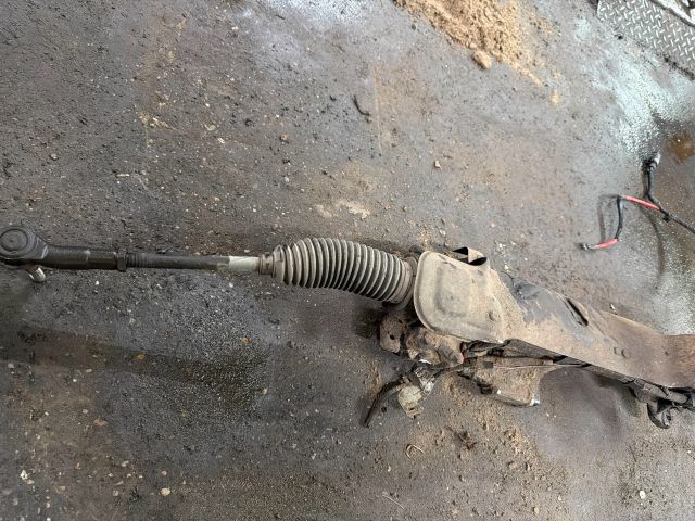 bontott VW TOURAN Kormánymű Szervós