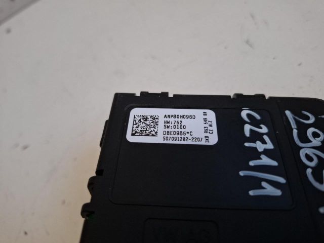 bontott VW TOURAN Kormányoszlop Vezérlő