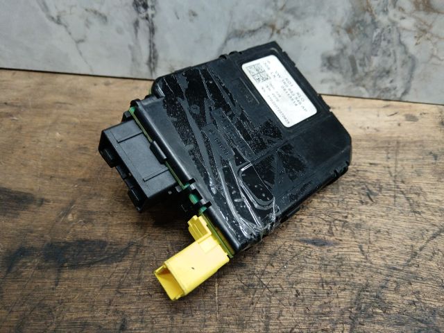 bontott VW TOURAN Kormányoszlop Vezérlő