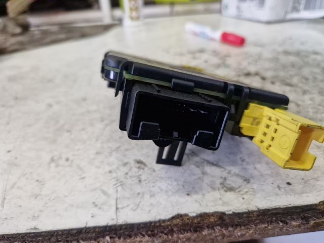 bontott VW TOURAN Kormányoszlop Vezérlő