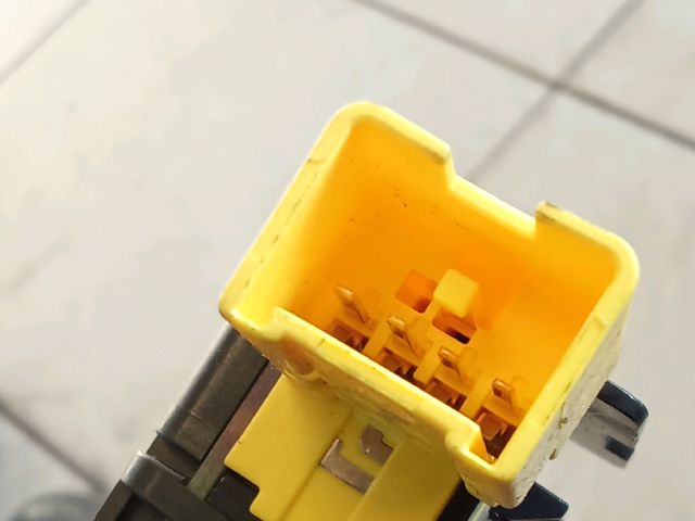 bontott VW TOURAN Kormányoszlop Vezérlő