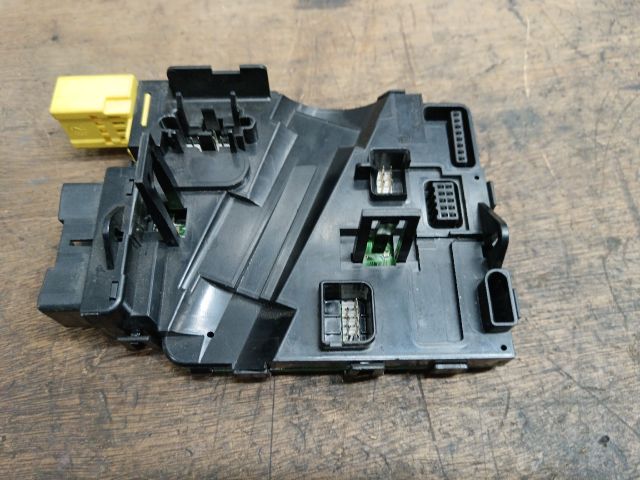 bontott VW TOURAN Kormányoszlop Vezérlő