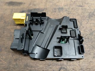 bontott VW TOURAN Kormányoszlop Vezérlő