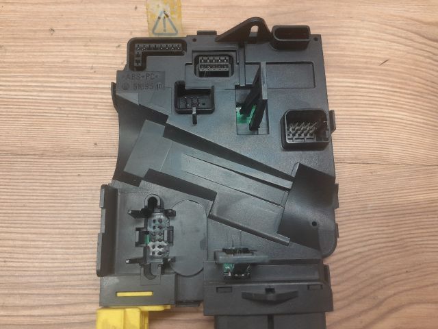 bontott VW TOURAN Kormányoszlop Vezérlő