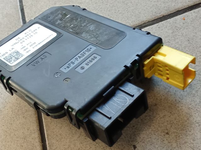 bontott VW TOURAN Kormányoszlop Vezérlő