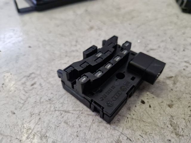 bontott VW TOURAN Kormányszög Jeladó