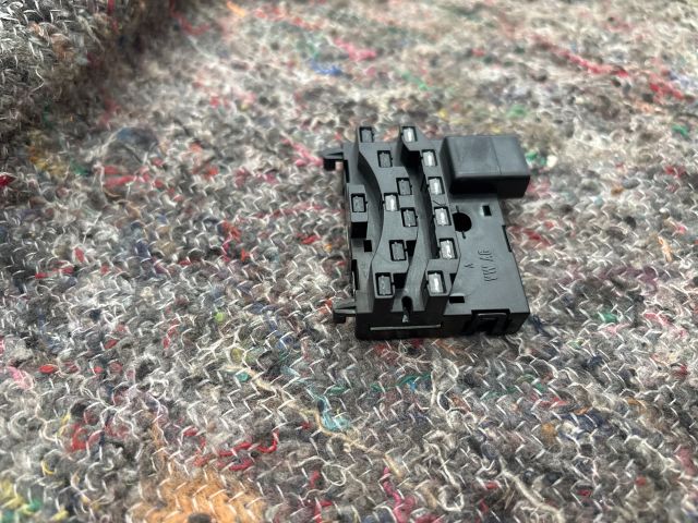 bontott VW TOURAN Kormányszög Jeladó