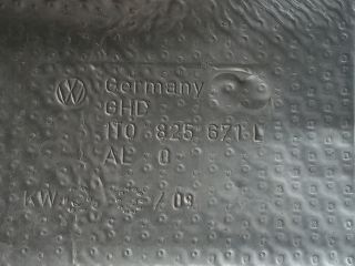 bontott VW TOURAN Középső Kipufogó Dob Hővédő Lemez