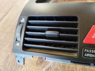 bontott VW TOURAN Középső Szellőző