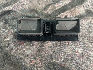 bontott VW TOURAN Középső Szellőző