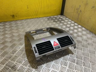 bontott VW TOURAN Középső Szellőző