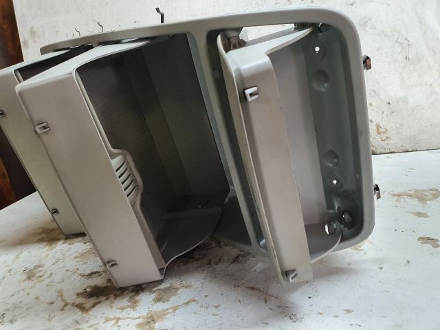 bontott VW TOURAN Középső Szemüvegtartó