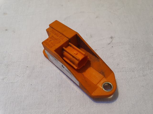 bontott VW TOURAN Központi Ütközés Érzékelő