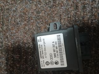 bontott VW TOURAN Lámpa Vezérlő