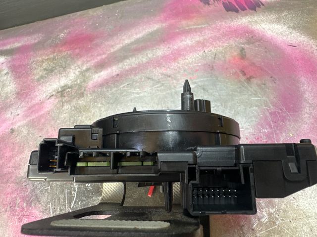 bontott VW TOURAN Légzsák Átvezető Szalagkábel