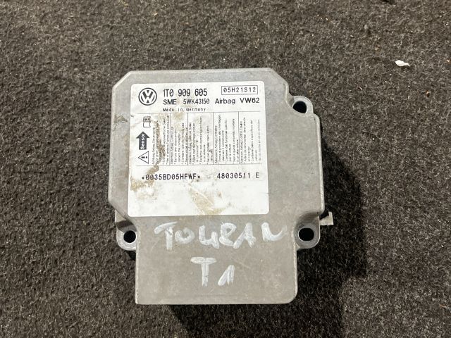 bontott VW TOURAN Légzsák Elektronika