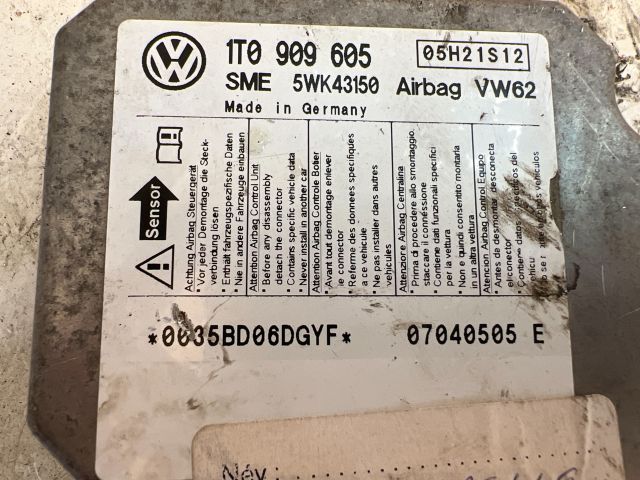 bontott VW TOURAN Légzsák Elektronika