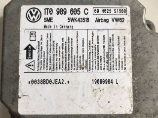bontott VW TOURAN Légzsák Elektronika