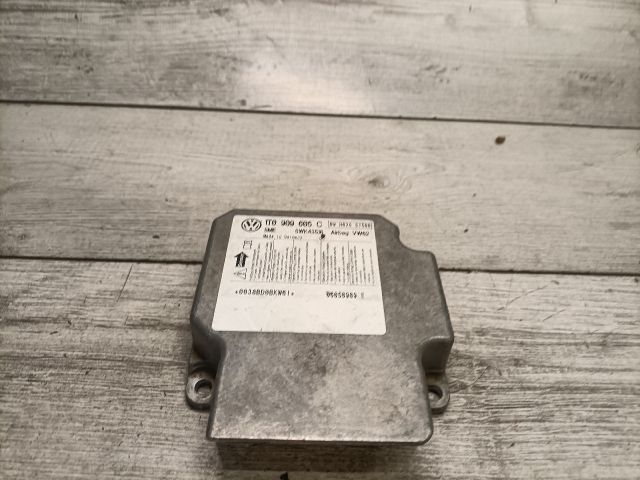 bontott VW TOURAN Légzsák Elektronika