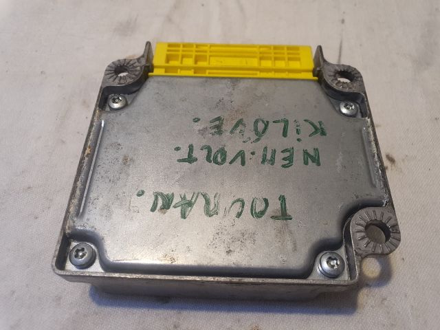 bontott VW TOURAN Légzsák Elektronika