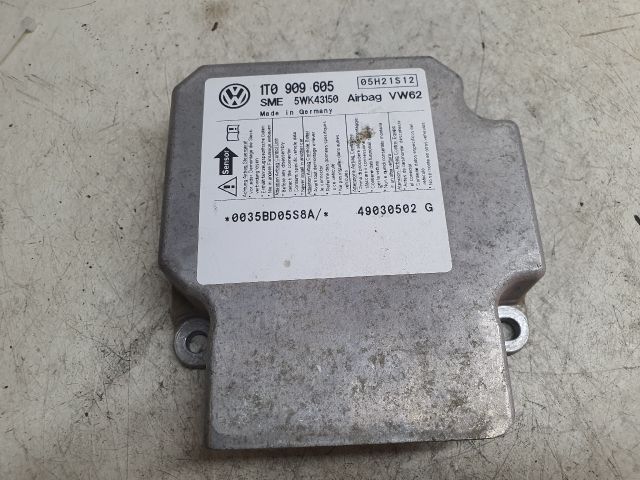 bontott VW TOURAN Légzsák Elektronika