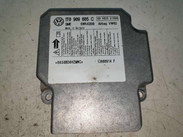 bontott VW TOURAN Légzsák Elektronika