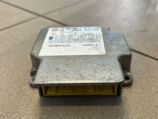 bontott VW TOURAN Légzsák Elektronika