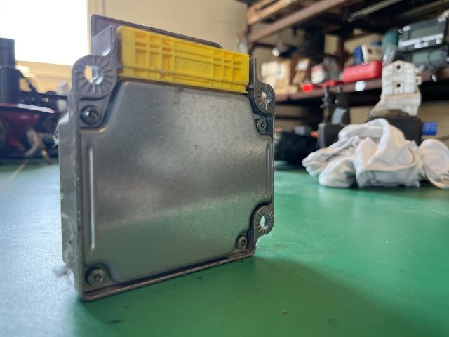 bontott VW TOURAN Légzsák Elektronika