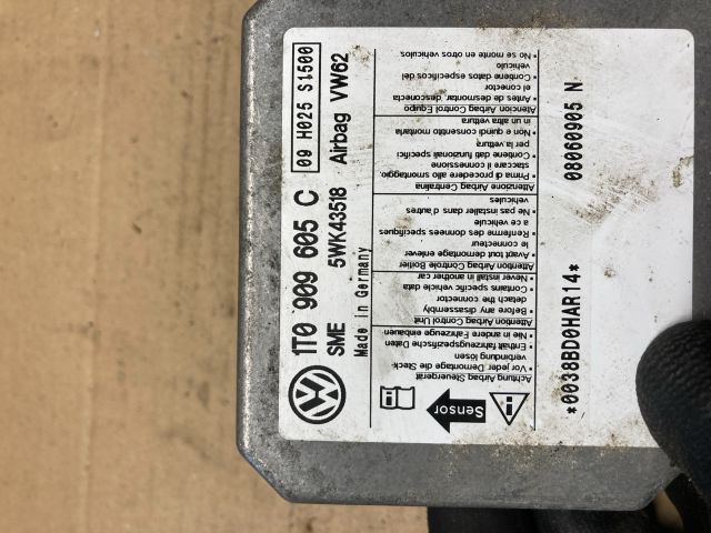 bontott VW TOURAN Légzsák Elektronika