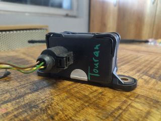bontott VW TOURAN Menetstabilizátor Elektronika