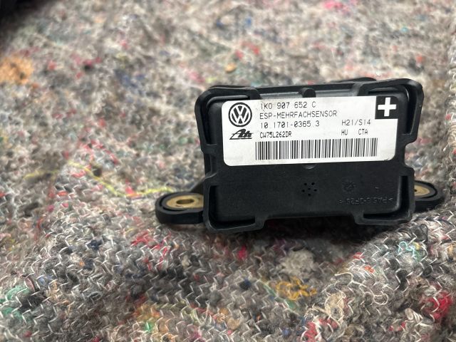 bontott VW TOURAN Menetstabilizátor