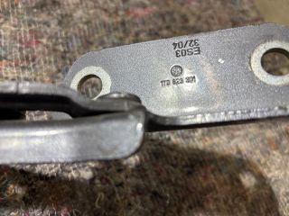 bontott VW TOURAN Motorháztető Bal Zsanér