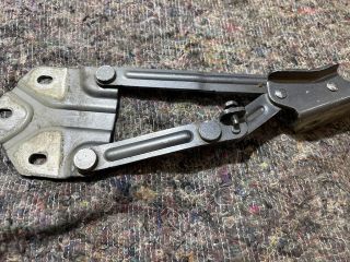 bontott VW TOURAN Motorháztető Bal Zsanér