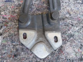 bontott VW TOURAN Motorháztető Bal Zsanér