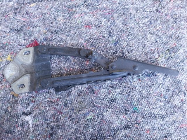 bontott VW TOURAN Motorháztető Bal Zsanér